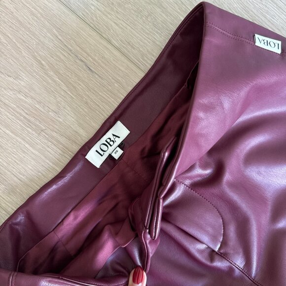 LOBA - burgundy fuax leather pants SIZE XS - Picture 6 of 6